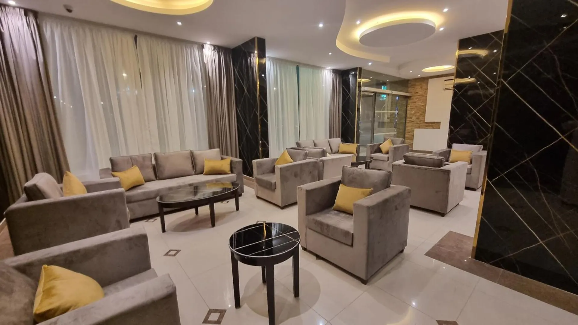 Ronza Land Aparthotel contacts